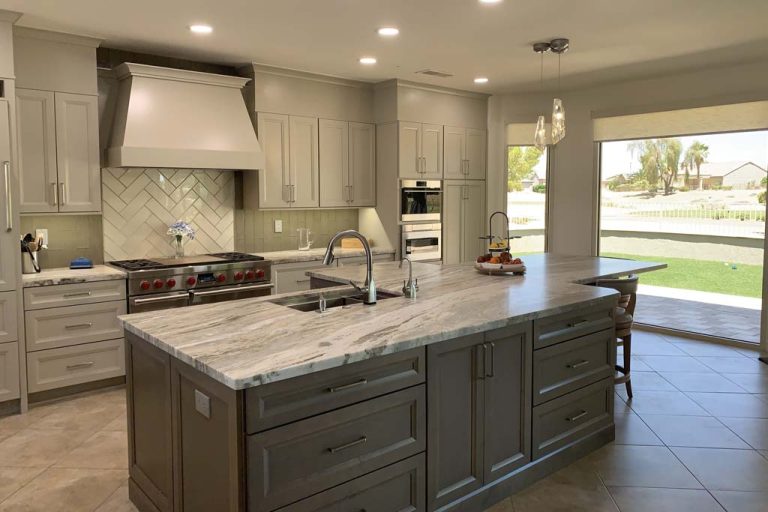 Custom Kitchen Cabinets